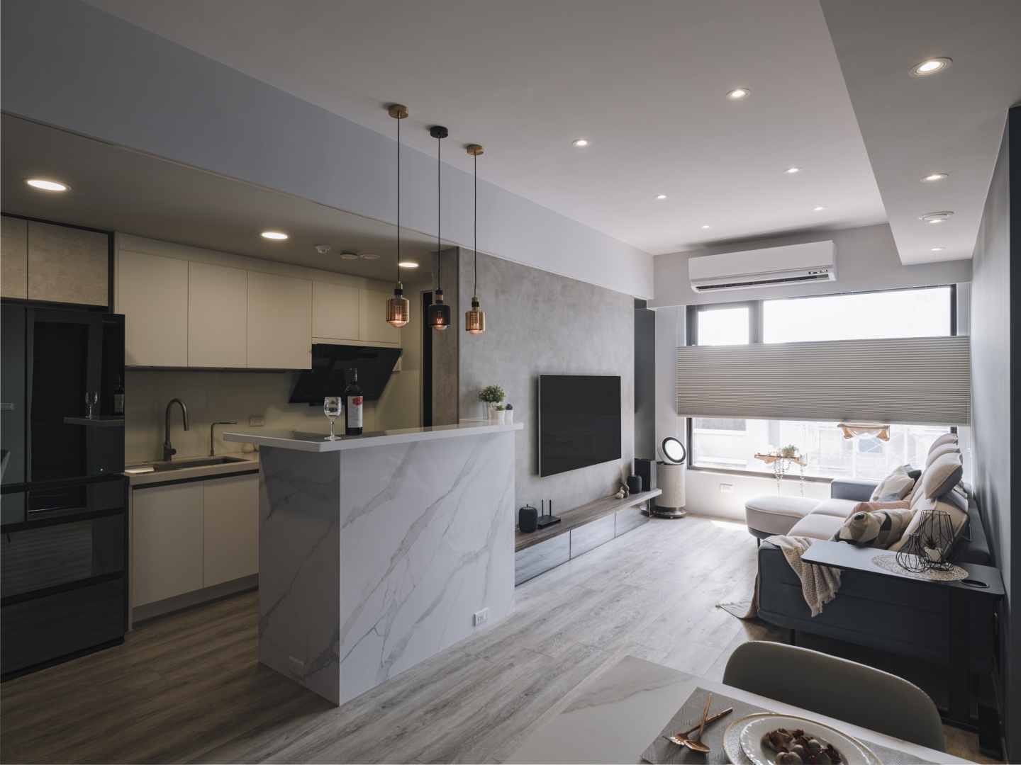 現代機能 沉著清新