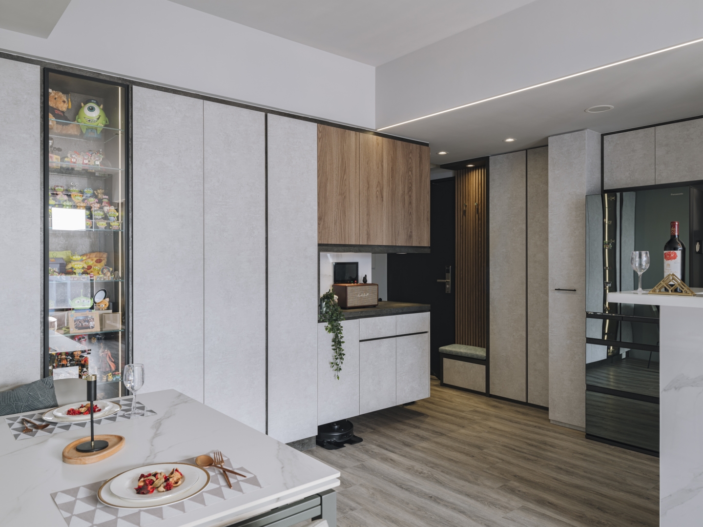 現代機能 沉著清新