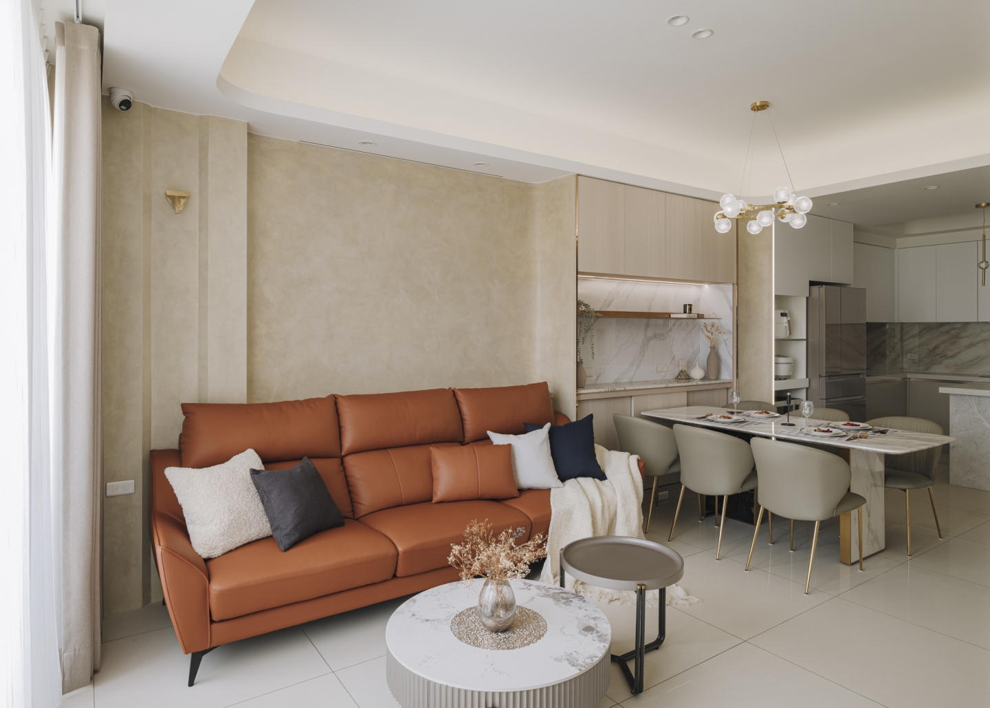 奶金柔光・雅緻居所