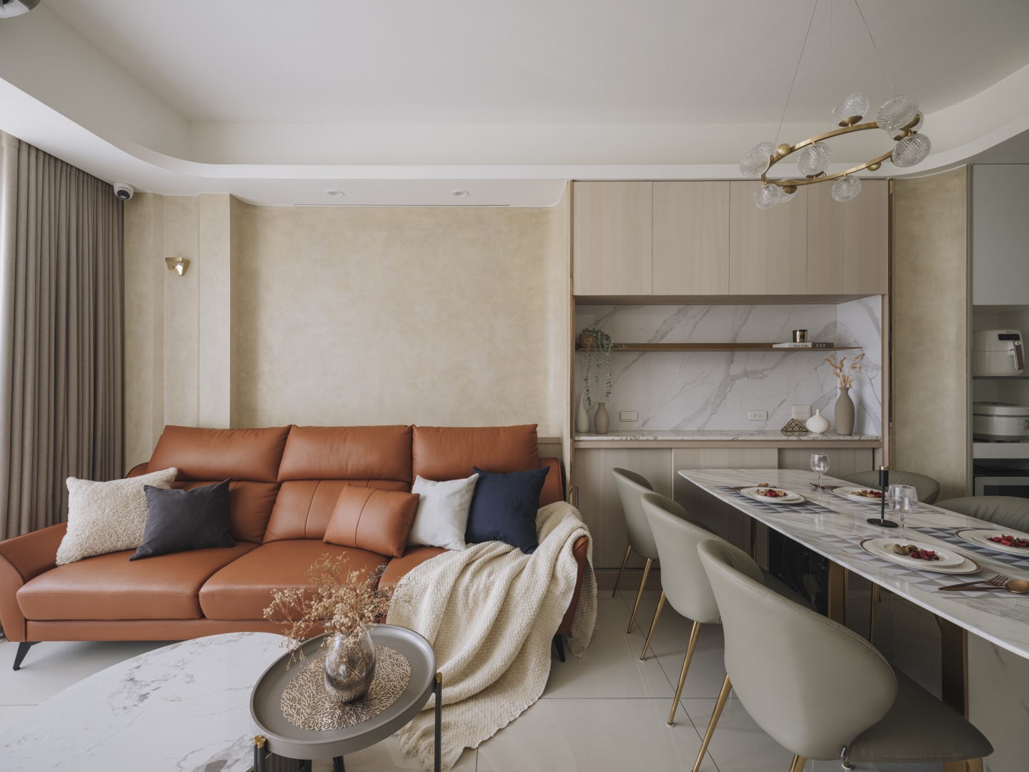 奶金柔光・雅緻居所