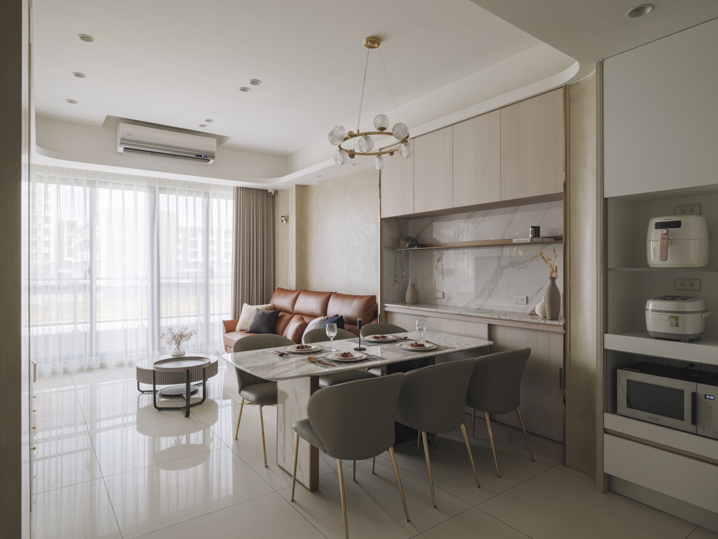 奶金柔光・雅緻居所