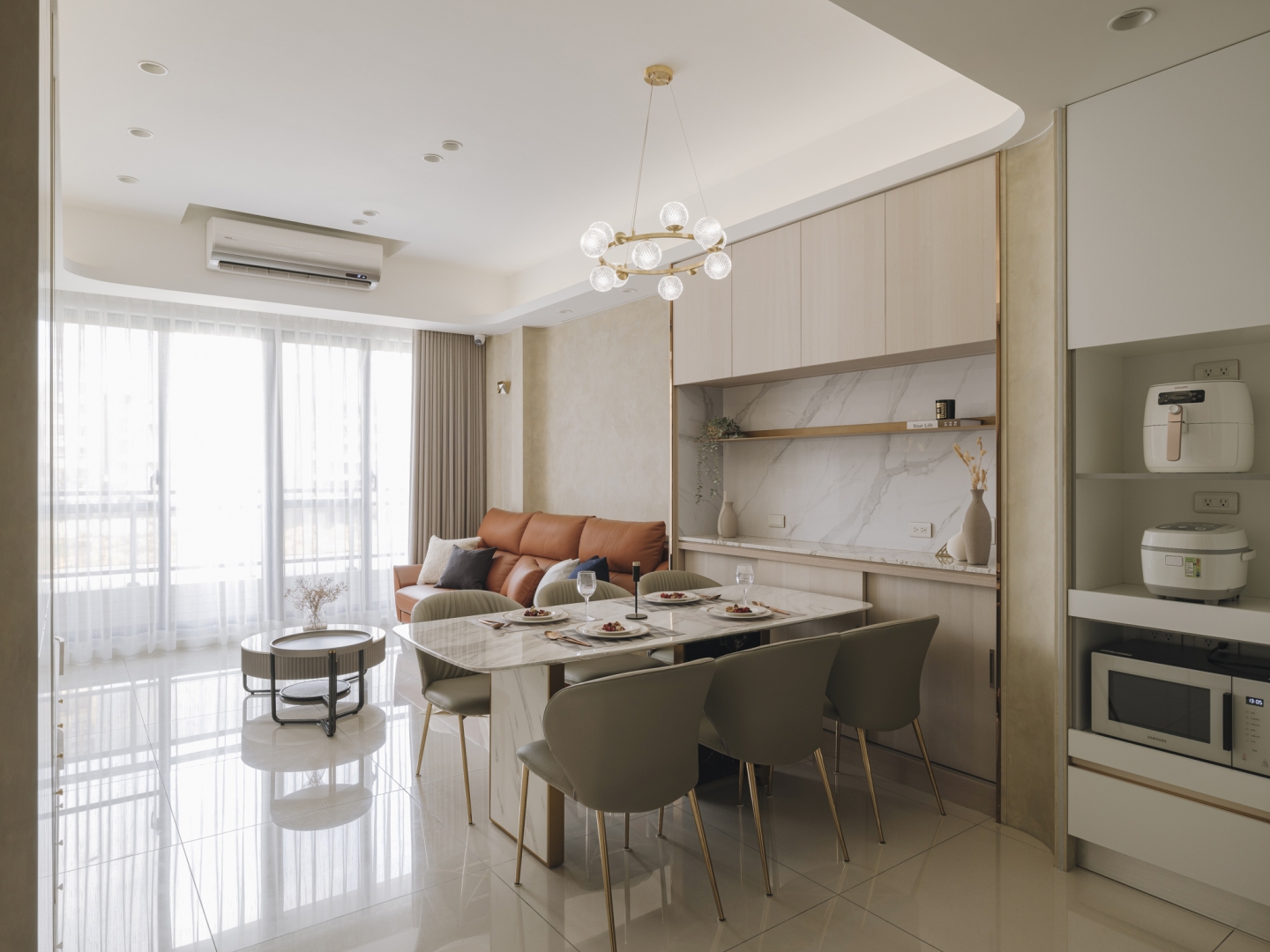 奶金柔光・雅緻居所