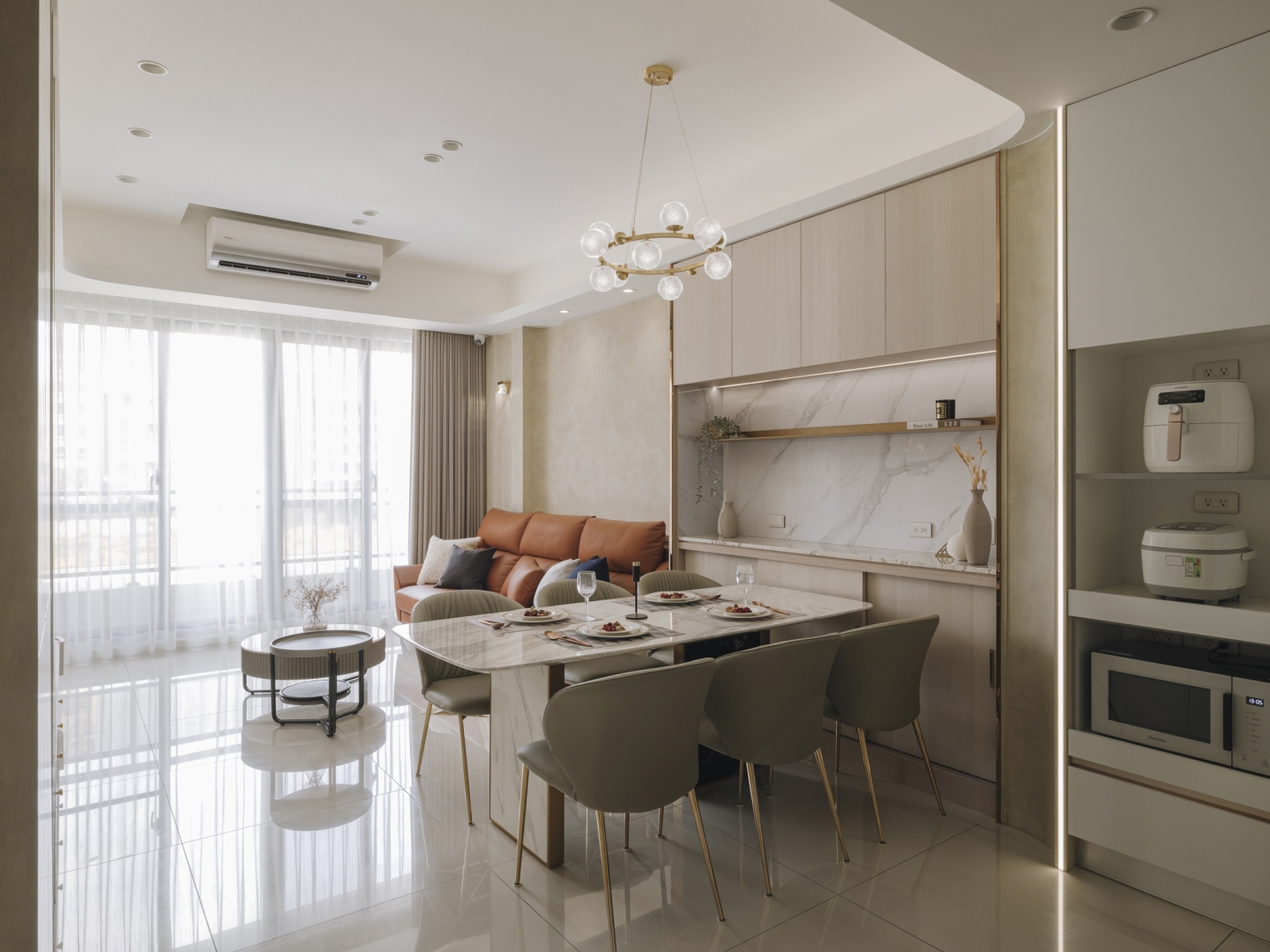 奶金柔光・雅緻居所