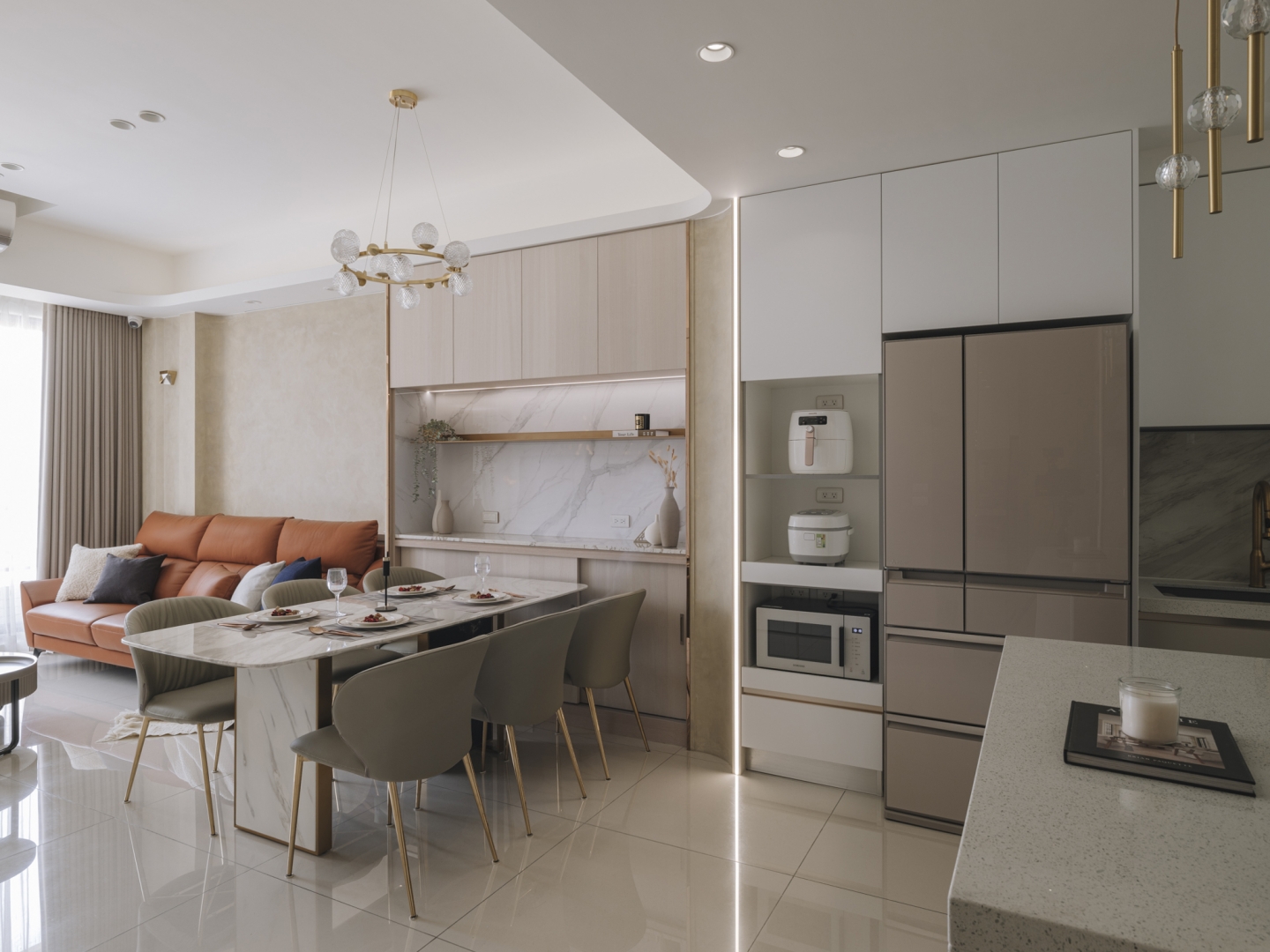 奶金柔光・雅緻居所