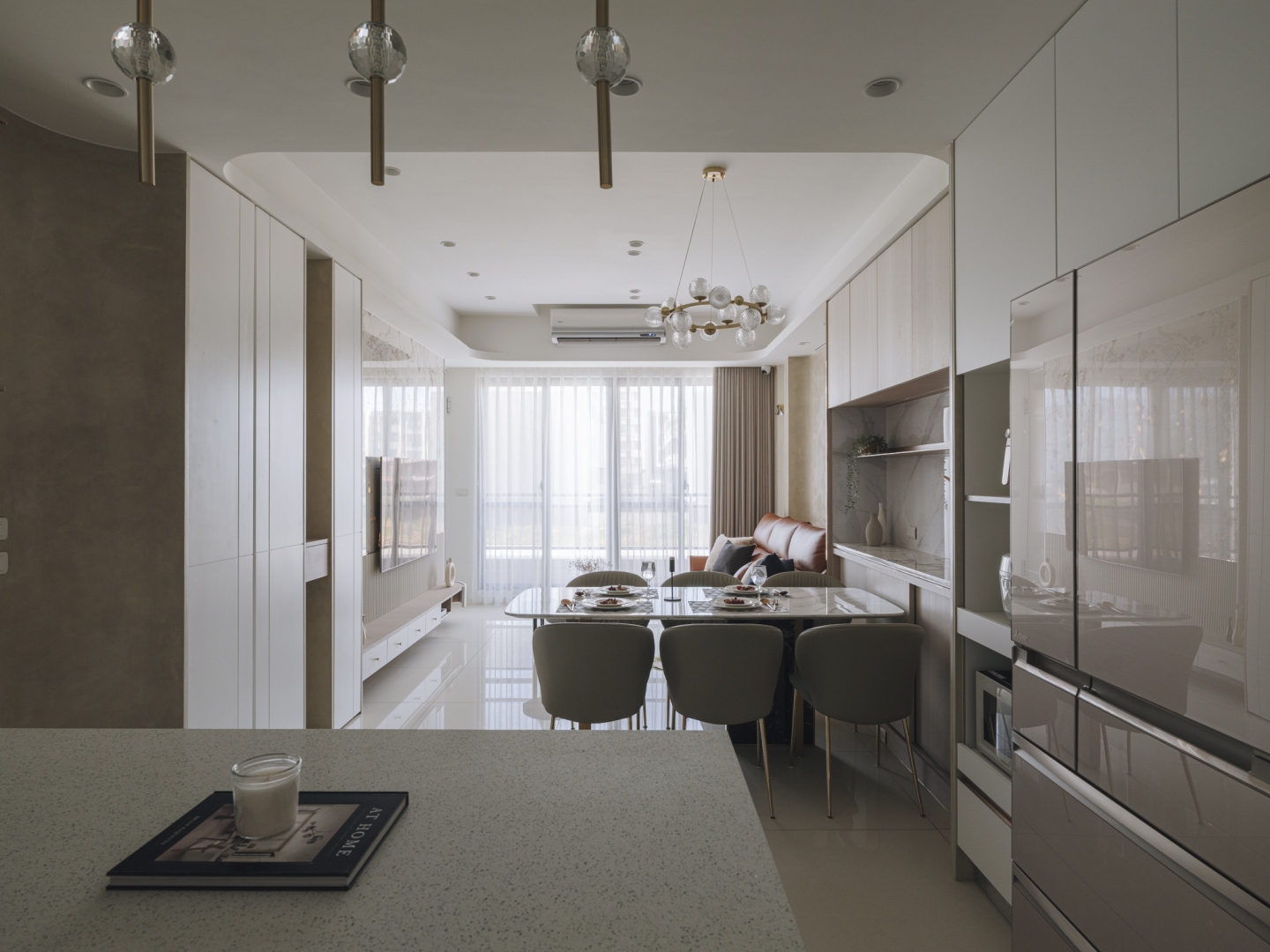 奶金柔光・雅緻居所