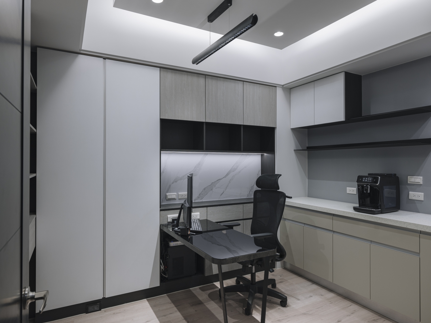 奶金柔光・雅緻居所